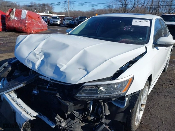 2017 Volkswagen Passat 1.8T SE w/Technology with VIN 1VWGT7A32HC070873, listed as a IAAI auction lot 41584760 with 50,520 mi miles. Bid and sale history available at carsss.com. Image 6.