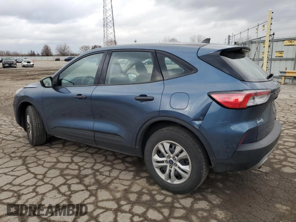 2020 Ford Escape S z VIN 1FMCU9F6XLUC06825, wystawiony jako Copart lot #84080684 z przebiegiem 135 494 mil mil oraz Szkoda całkowita • Salvage title. Historia ofert i sprzedaży dostępna na DreamBid. Obrazek 2.