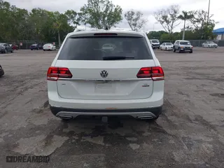 2018 Volkswagen Atlas 3.6L V6 SEL with VIN 1V2MR2CA9JC572206, listed as a IAAI auction lot 41995114 with 64,324 mi miles. Bid and sale history available at carsss.com. Image 16.
