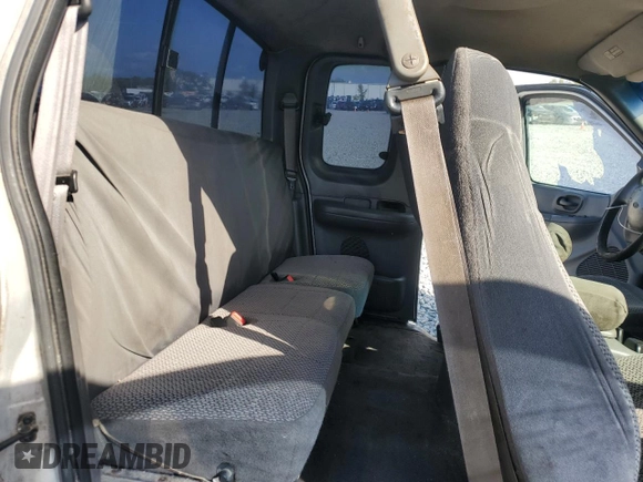 1999 Ford F-150 z VIN 1FTRX07WXXKB92796, wystawiony jako Copart lot #48352405 z przebiegiem Nie podano mil oraz Szkoda całkowita • Salvage title. Historia ofert i sprzedaży dostępna na DreamBid. Obrazek 10.