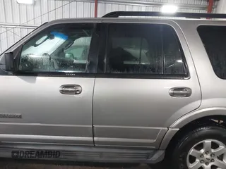 2008 Ford Expedition SSV with VIN 1FMFU15528LA34603, listed as a IAAI auction lot 42205552 with 253,225 mi miles and . Bid and sale history available at DreamBid. Image 14.