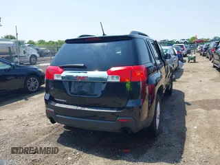 2014 GMC Terrain SLT z VIN 2GKFLSE31E6370084, wystawiony jako IAAI lot #42395515 z przebiegiem 136 324 mil mil oraz . Historia ofert i sprzedaży dostępna na DreamBid. Obrazek 16.