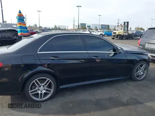 2014 Mercedes-Benz E 350 Sport с VIN WDDHF5KB8EA969632, выставлен на аукционе IAAI как лот 41718172 с пробегом 164 082 миль миль и . История ставок и продаж доступна на DreamBid. Изображение 14.