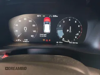 2020 Volvo XC40 Inscription с VIN YV4AC2HL9L2287186, выставлен на аукционе IAAI как лот 41737185 с пробегом 21 083 миль миль и . История ставок и продаж доступна на DreamBid. Изображение 7.