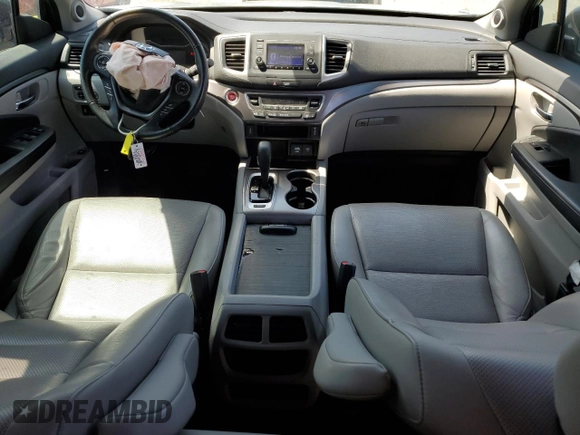 2019 Honda Ridgeline RTL with VIN 5FPYK2F55KB003581, listed as a Copart auction lot 61231815 with 77,166 mi miles and Salvage title. Bid and sale history available at DreamBid. Image 8.