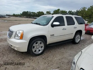 2011 GMC Yukon SLT with VIN 1GKS1CE0XBR401817, listed as a Copart auction lot 62592884 with 118,511 mi miles and Non Repairable. Bid and sale history available at carsss.com. Image 1.