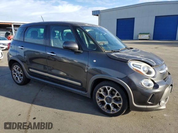 2014 FIAT 500L Trekking with VIN ZFBCFADH1EZ008194, listed as a Copart auction lot 81557024 with 122,859 mi miles and Clean Title. Bid and sale history available at DreamBid. Image 4.