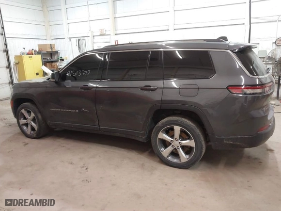 2022 Jeep Grand Cherokee L Limited with VIN 1C4RJKBG1N8520064, listed as a IAAI auction lot 41513702 with 74,769 mi miles. Bid and sale history available at carsss.com. Image 14.