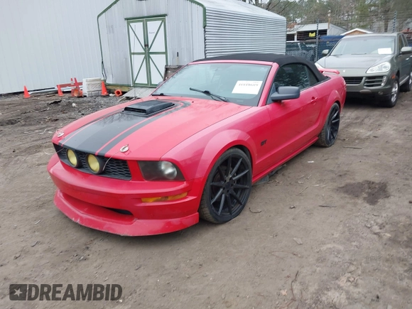 2006 Ford Mustang GT Deluxe with VIN 1ZVFT85H265120003, listed as a IAAI auction lot 41810689 with 93,878 mi miles. Bid and sale history available at carsss.com. Image 18.