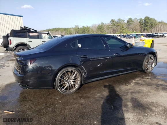 2014 Maserati Quattroporte GTS with VIN ZAM56PPA1E1081857, listed as a Copart auction lot 47876055 with 33,085 mi miles and Salvage Title. Bid and sale history available at carsss.com. Image 3.