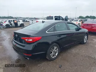 2016 Hyundai Sonata SE with VIN 5NPE24AF1GH388878, listed as a IAAI auction lot 39442510 with 158,111 mi miles and . Bid and sale history available at carsss.com. Image 4.