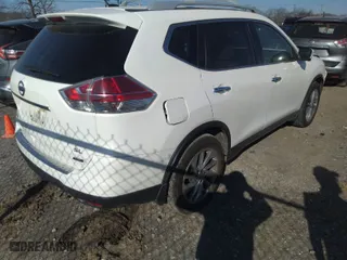 2014 Nissan Rogue SV with VIN 5N1AT2MT1EC754750, listed as a IAAI auction lot 40950139 with 209,257 mi miles. Bid and sale history available at carsss.com. Image 4.