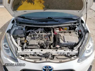 2016 Toyota Prius One z VIN JTDKDTB31G1134977, wystawiony jako Copart lot #53493955 z przebiegiem 90 800 mil mil oraz Czysty tytuł • Clean title. Historia ofert i sprzedaży dostępna na DreamBid. Obrazek 11.