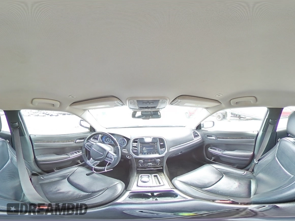 2018 Chrysler 300 Limited z VIN 2C3CCAEG6JH117566, wystawiony jako Copart lot #51456435 z przebiegiem 159 797 mil mil oraz Szkoda całkowita • Salvage title. Historia ofert i sprzedaży dostępna na DreamBid. Obrazek 13.