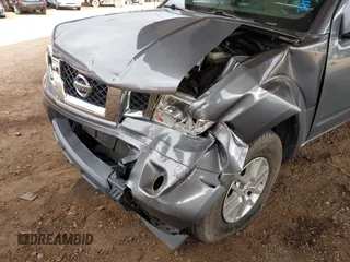 2019 Nissan Frontier SV z VIN 1N6AD0ER2KN759977, wystawiony jako IAAI lot #41797970 z przebiegiem 60 226 mil mil oraz . Historia ofert i sprzedaży dostępna na DreamBid. Obrazek 6.