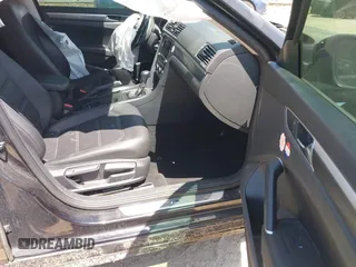 2018 Volkswagen Passat S z VIN 1VWAA7A39JC006444, wystawiony jako IAAI lot #42233008 z przebiegiem 136 828 mil mil oraz . Historia ofert i sprzedaży dostępna na DreamBid. Obrazek 5.