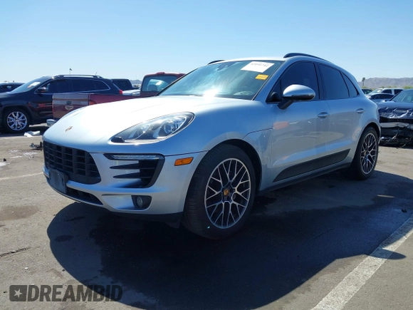 2018 Porsche Macan S with VIN WP1AB2A55JLB36398, listed as a IAAI auction lot 42094742 with 97,376 mi miles and . Bid and sale history available at DreamBid. Image 17.