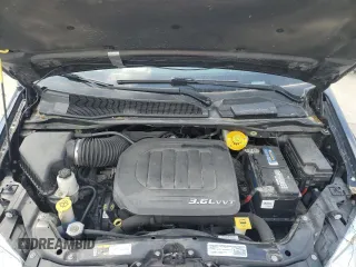2015 Chrysler Town & Country Touring with VIN 2C4RC1BG2FR602430, listed as a Copart auction lot 49817725 with 122,958 mi miles and Salvage Title. Bid and sale history available at carsss.com. Image 12.