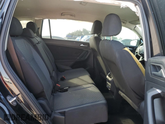 2020 Volkswagen Tiguan S z VIN 3VV1B7AX6LM103686, wystawiony jako Copart lot #47294995 z przebiegiem 66 966 mil mil oraz Szkoda całkowita • Salvage title. Historia ofert i sprzedaży dostępna na DreamBid. Obrazek 11.