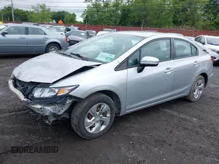 2014 Honda Civic LX z VIN 19XFB2F52EE262992, wystawiony jako IAAI lot #42356546 z przebiegiem 164 288 mil mil oraz . Historia ofert i sprzedaży dostępna na DreamBid. Obrazek 6.