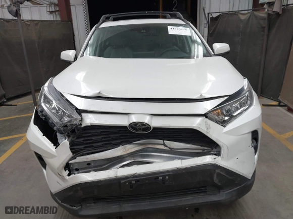 2021 Toyota RAV4 XLE Premium with VIN 2T3C1RFV0MW131609, listed as a IAAI auction lot 41723110 with 45,736 mi miles. Bid and sale history available at carsss.com. Image 12.