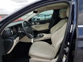 2017 Mercedes-Benz E 300 Luxury with VIN WDDZF4KB2HA128313, listed as a Copart auction lot 54372285 with 60,484 mi miles and Salvage title. Bid and sale history available at DreamBid. Image 7.