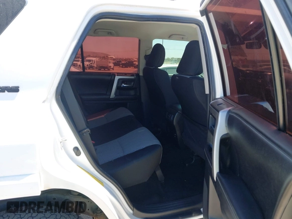 2016 Toyota 4Runner Limited with VIN JTEBU5JR4G5304870, listed as a IAAI auction lot 41889502 with 74,924 mi miles and . Bid and sale history available at DreamBid. Image 8.