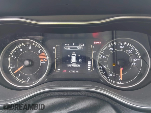 2021 Jeep Cherokee Altitude with VIN 1C4PJLLB7MD134707, listed as a IAAI auction lot 41368893 with 47,797 mi miles. Bid and sale history available at carsss.com. Image 7.
