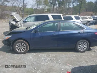 2017 Toyota Camry XLE with VIN 4T1BF1FK8HU715100, listed as a IAAI auction lot 41910692 with 113,438 mi miles. Bid and sale history available at carsss.com. Image 14.