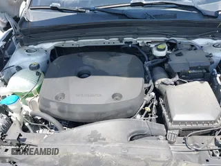 2021 Volvo XC40 Momentum z VIN YV4AC2HK4M2486512, wystawiony jako IAAI lot #42252265 z przebiegiem 56 397 mil mil oraz . Historia ofert i sprzedaży dostępna na DreamBid. Obrazek 10.