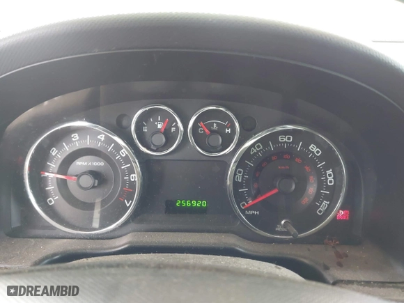 2008 Ford Edge SE with VIN 2FMDK36C98BA05394, listed as a IAAI auction lot 42004374 with 256,920 mi miles. Bid and sale history available at carsss.com. Image 7.