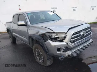 2017 Toyota Tacoma SR5 with VIN 5TFCZ5AN2HX101327, listed as a IAAI auction lot 40893578 with 95,834 mi miles and . Bid and sale history available at carsss.com. Image 1.