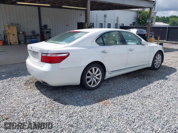 2008 Lexus LS 460 с VIN JTHBL46F185056710, выставлен на аукционе IAAI как лот 42521396 с пробегом 186 974 миль миль и . История ставок и продаж доступна на DreamBid. Изображение 4.