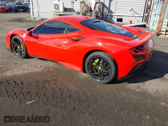 2021 Ferrari F8 z VIN ZFF92LLAXM0268231, wystawiony jako IAAI lot #41442929 z przebiegiem 6157 mil mil oraz . Historia ofert i sprzedaży dostępna na DreamBid. Obrazek 3.