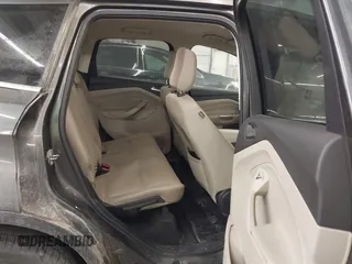 2019 Ford Escape SE with VIN 1FMCU9GD8KUA65460, listed as a IAAI auction lot 41427918 with 135,087 mi miles. Bid and sale history available at carsss.com. Image 8.