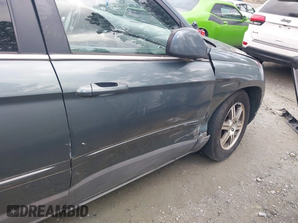 2007 Chrysler Pacifica Touring with VIN 2A8GM68X87R240235, listed as a IAAI auction lot 42477435 with Not provided miles and . Bid and sale history available at DreamBid. Image 6.