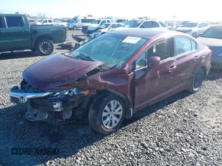 2012 Honda Civic LX z VIN 19XFB2F54CE355767, wystawiony jako IAAI lot #41669387 z przebiegiem 139 309 mil mil oraz . Historia ofert i sprzedaży dostępna na DreamBid. Obrazek 2.