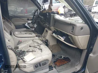 2002 Chevrolet Tahoe LT z VIN 1GNEC13Z82R238343, wystawiony jako IAAI lot #41796657 z przebiegiem Nie podano mil oraz . Historia ofert i sprzedaży dostępna na DreamBid. Obrazek 5.
