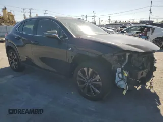 2019 Lexus UX 200 z VIN JTHY3JBH7K2005768, wystawiony jako Copart lot #46180135 z przebiegiem 78 108 mil mil oraz Szkoda całkowita • Salvage title. Historia ofert i sprzedaży dostępna na DreamBid. Obrazek 4.