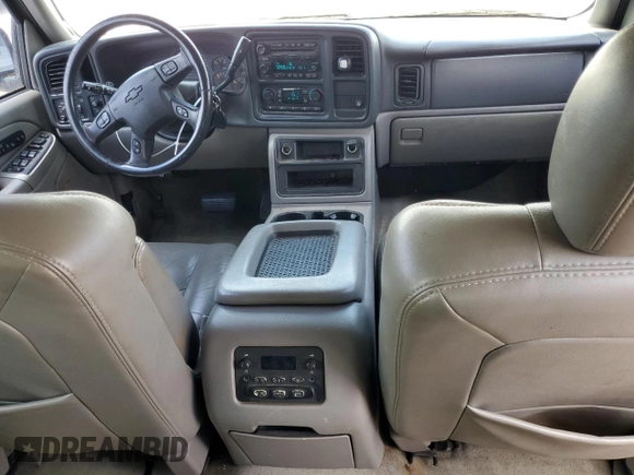 2004 Chevrolet Tahoe LT with VIN 1GNEC13Z24R318935, listed as a Copart auction lot 62464035 with 264,129 mi miles and Clean title. Bid and sale history available at DreamBid. Image 8.
