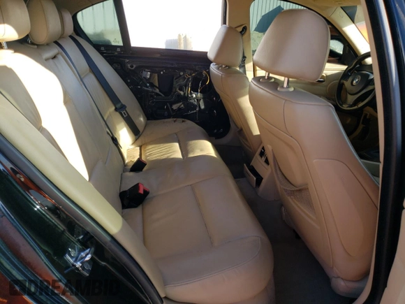 2006 BMW 3 Series 330i z VIN WBAVB33536PS19413, wystawiony jako Copart lot #85938524 z przebiegiem 168 680 mil mil oraz Nie do naprawy • Non repairable. Historia ofert i sprzedaży dostępna na DreamBid. Obrazek 10.