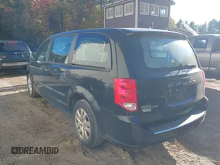2016 Dodge Grand Caravan SE with VIN 2C4RDGBG8GR276120, listed as a IAAI auction lot 40621416 with 58,884 mi miles and . Bid and sale history available at DreamBid. Image 3.