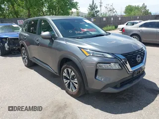 2023 Nissan Rogue SV z VIN 5N1BT3BA1PC838372, wystawiony jako IAAI lot #42257021 z przebiegiem 49 971 mil mil oraz . Historia ofert i sprzedaży dostępna na DreamBid. Obrazek 1.