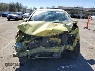 2015 Honda Fit LX z VIN 3HGGK5H58FM744653, wystawiony jako Copart lot #47310345 z przebiegiem 72 840 mil mil oraz Szkoda całkowita • Salvage title. Historia ofert i sprzedaży dostępna na DreamBid. Obrazek 5.