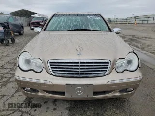 2001 Mercedes-Benz C 320 with VIN WDBRF64J61F054850, listed as a Copart auction lot 51119775 with 191,227 mi miles and Salvage Title. Bid and sale history available at DreamBid. Image 5.