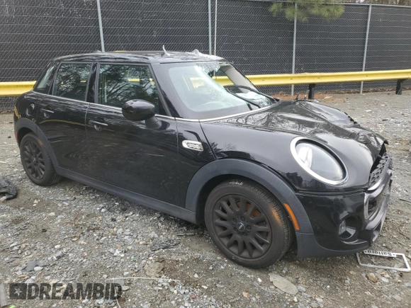 2020 MINI Hardtop 4 Door Cooper S with VIN WMWXU9C02L2M78610, listed as a Copart auction lot 43740965 with 27,686 mi miles and Salvage title. Bid and sale history available at DreamBid. Image 4.