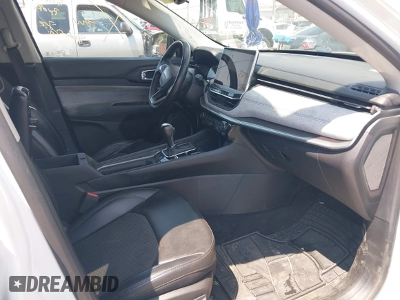 2022 Jeep Compass Latitude with VIN 3C4NJDBB6NT235666, listed as a IAAI auction lot 42161777 with 68,212 mi miles and . Bid and sale history available at DreamBid. Image 5.