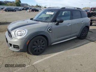 2020 MINI Countryman Cooper S with VIN WMZYX1C01L3L92456, listed as a Copart auction lot 48169145 with 43,433 mi miles and Salvage Title. Bid and sale history available at carsss.com. Image 1.