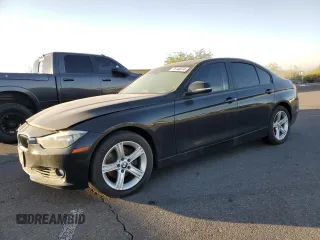 2012 BMW 3 Series 328i z VIN WBA3C1C52CF433478, wystawiony jako Copart lot #76740274 z przebiegiem 126 893 mil mil oraz Szkoda całkowita • Salvage title. Historia ofert i sprzedaży dostępna na DreamBid. Obrazek 1.