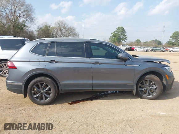 2023 Volkswagen Tiguan SE с VIN 3VV3B7AX1PM082647, выставлен на аукционе IAAI как лот 41795692 с пробегом 15 022 миль миль и . История ставок и продаж доступна на DreamBid. Изображение 13.